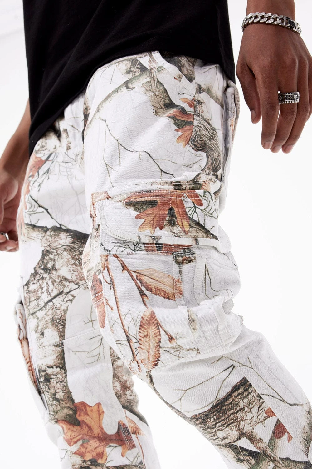 Xavier - OG Camo Cargo Pants (Snow Camo) 4 Xavier - OG Camo Cargo Pants (Snow Camo) - Image 4