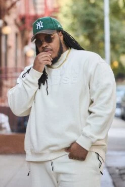 Big Men's Paradise Tonal Crewneck Sweatshirt 17 Big Men's Paradise Tonal Crewneck Sweatshirt -Jordan Craig Shop CKING CREAM MODEL3