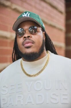 Big Men's Paradise Tonal Crewneck Sweatshirt 18 Big Men's Paradise Tonal Crewneck Sweatshirt -Jordan Craig Shop CKING CREAM MODEL4