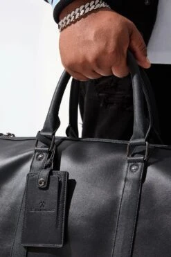Park Avenue Duffle Bag (Black) 23 Park Avenue Duffle Bag (Black) -Jordan Craig Shop DB200 MODEL3